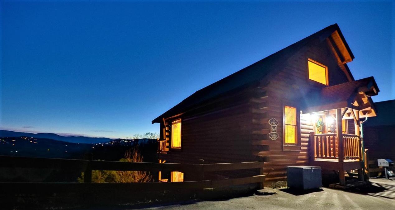 A Natural High Pigeon Forge Exterior photo
